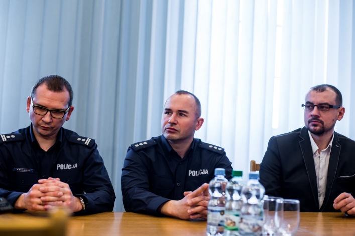  Dron, lornetki, kamery otrzymali mundurowi od prezydenta Elbląga (+zdjęcia) 