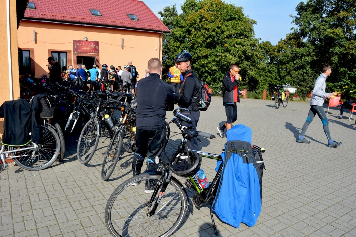 100 kilometrów po Krainie Kanału Elbląskiego. Brawa dla wszystkich uczestników!