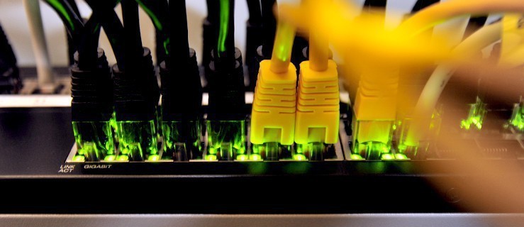 Kradzież światłowodu. Mieszkańcy nie mogli korzystać z telewizji i internetu
