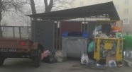 Brud, smród i dziury w jezdni. Tak wygląda ul. Mączna