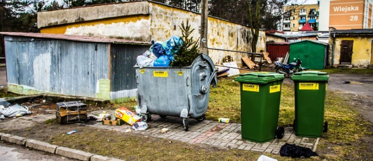 Kolejne śmieci na Osiedlu Zawada. Czy ktoś to usunie?