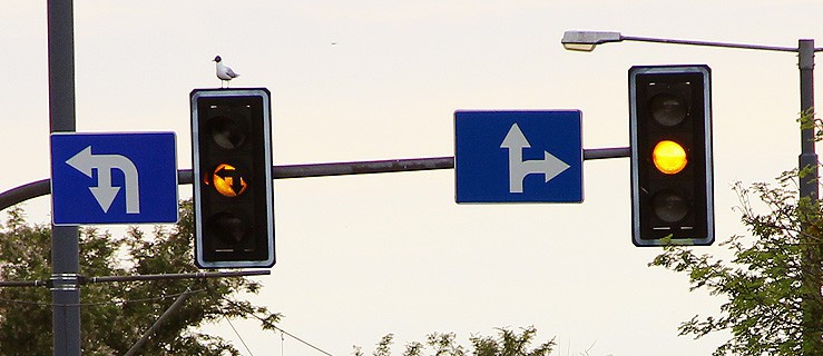 Na skrzyżowaniu Królewieckiej i Piłsudskiego trwa wymiana sygnalizacji