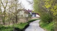 O krok od tragedii. Dziecko wpadło do stawu
