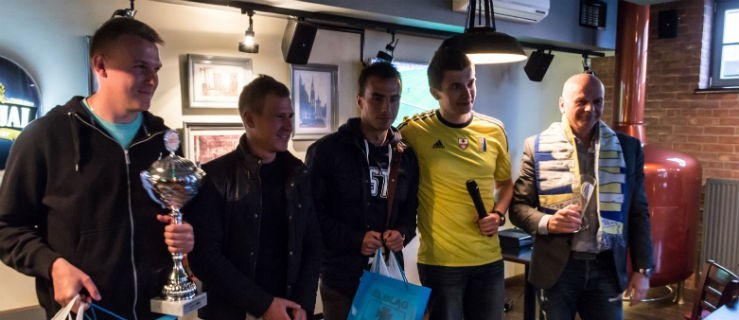 Turniej FIFA w Specjal Pub. Zobacz zdjęcia