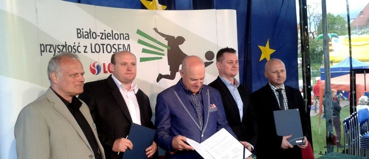 Concordia podpisała umowę z Lechią. Miasto chce pomóc