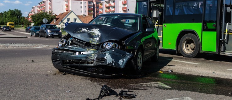 Wymuszenie pierwszeństwa przyczyną groźnej kolizji