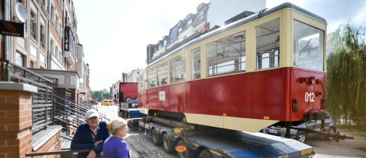 Zabytkowy tramwaj znów wyjedzie na trasę? Tak, ale w 2015 r.