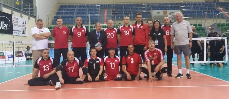 Trener Polaków: Nie jest łatwo przygotować zespół
