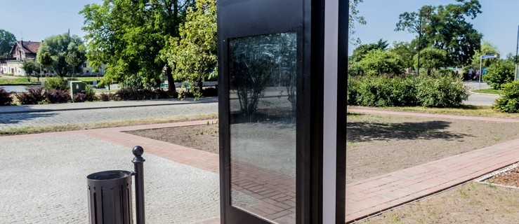 5 dni to czas potrzebny na dewastację tablicy elektronicznej