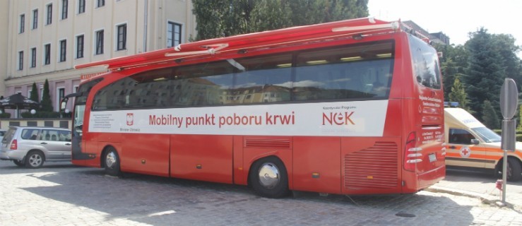 Jak wygląda oddawanie krwi w mobilnym punkcie?