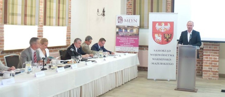 W Elblągu o przekopie przez Mierzeję. Prezydent Wilk nie pojawił się