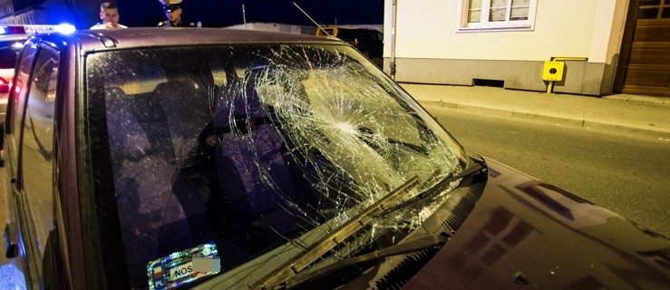 Nocne potrącenie na ulicy Traugutta. Mężczyzna w szpitalu