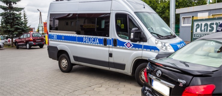 Kolizja na moście Tysiąclecia z udziałem trzech aut