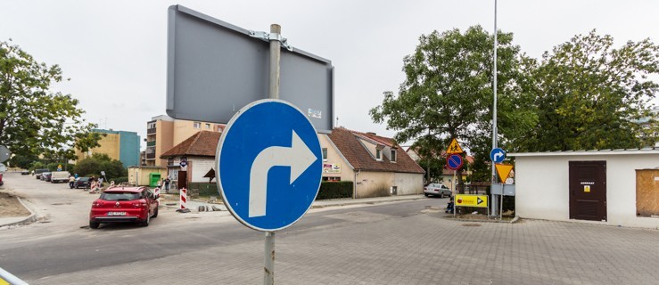 Drogowy absurd na ulicy Węgrowskiej