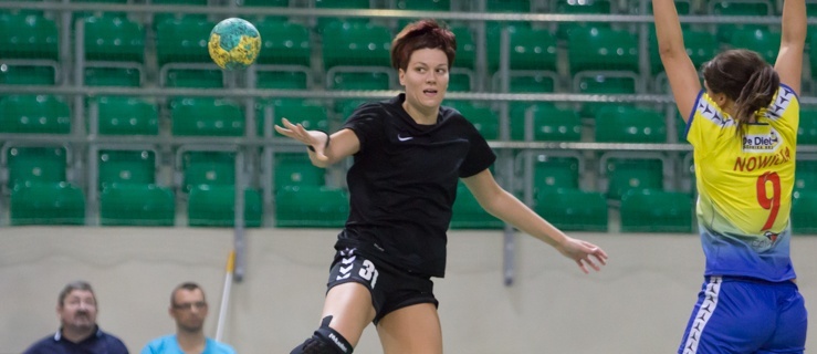 Start wygrywa, Wójcik przegrywa