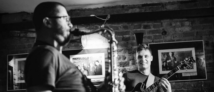 Jazzowa jam session w Krypcie