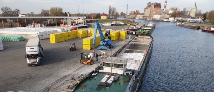 Sankcje nałożone na Rosję uderzyły w elbląski port