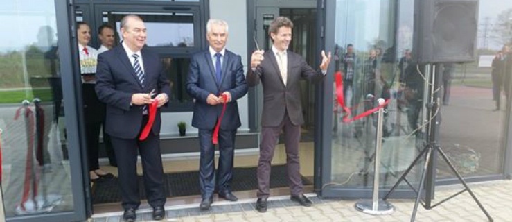 Acoustics otwiera fabrykę na Modrzewinie