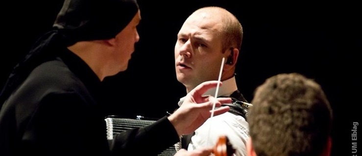 Marcin Wyrostek i Elbląska Orkiestra Kameralna wystapią w Białymstoku