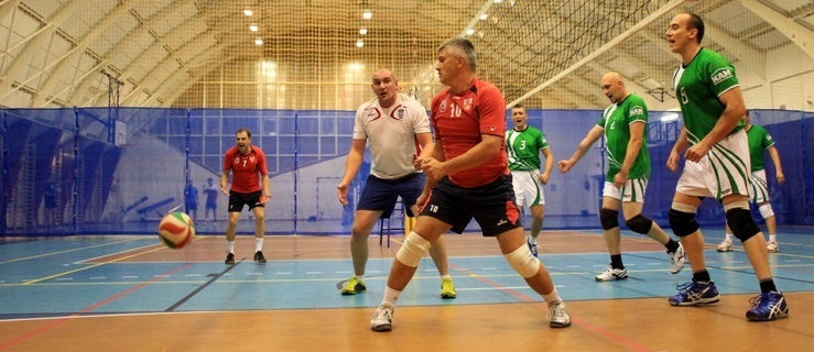 Siatkarze amatorzy znów walczą pod siatką