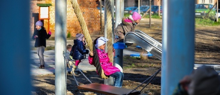 Radni chcą budowy placu zabaw dla niepełnosprawnych dzieci