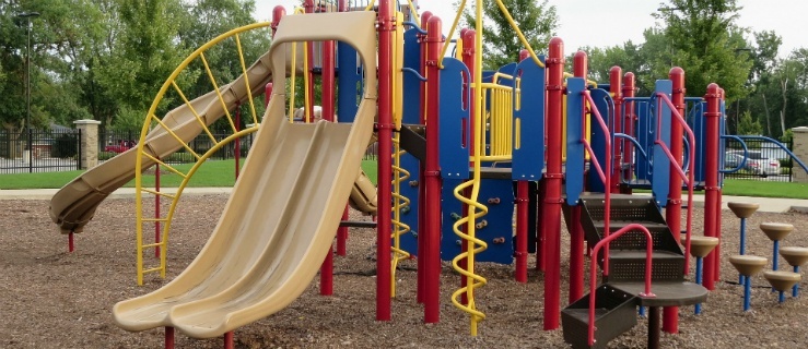 Firma z Bydgoszczy zbuduje plac zabaw przy ul. Dalekiej i Peryferyjnej