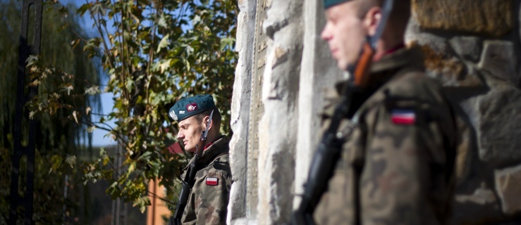 Kombatanci i byli żołnierze zawodowi potrzebują opieki