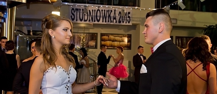 Studniówki 2015: tak bawiło się ZST - zobacz zdjęcia i film