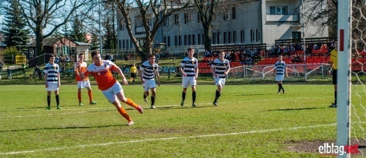 Lechia przekazała stypendia dla piłkarzy Concordii