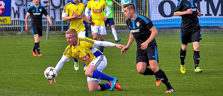 Olimpia - Drwęca 1-0. Połamany nos i bramka Bojasa