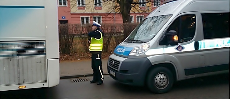 Zmiany w kontroli autobusów wycieczkowych 