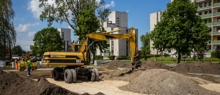 Przy Gimnazjum nr 7 powstają zielone miejsca postojowe