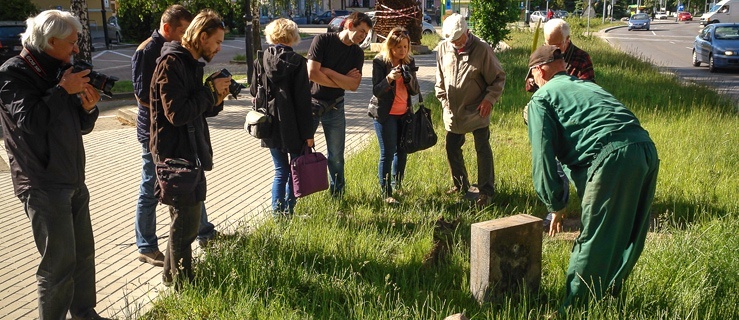 Zmiana o 180 stopni. Pomniki przy Pocztowej przesunięte