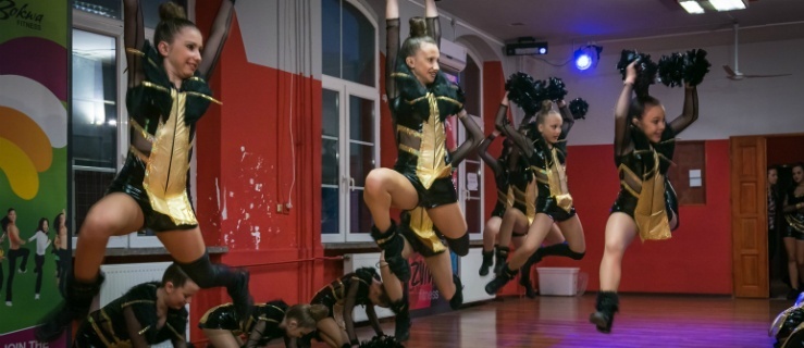  Boją się Egurroli, czekają na Chylińską. Elbląskie cheerleaderki w „Mam talent”