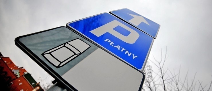 Daj znać: co się dzieje z parkingiem za Biedronką na ul. Winnej?