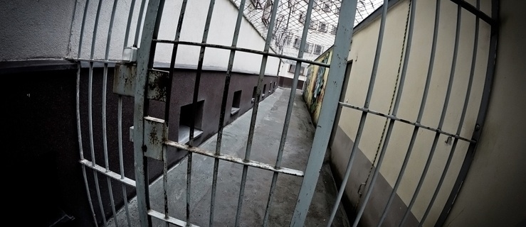 Okradła ciotkę, którą się opiekowała 