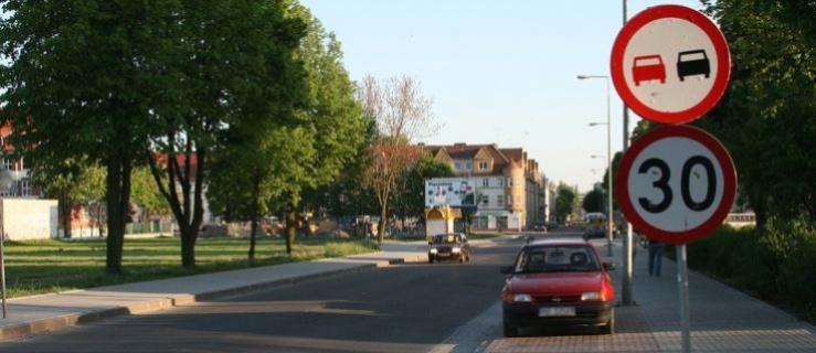 30 km/h samochodem po Elblągu – wyobrażacie to sobie?