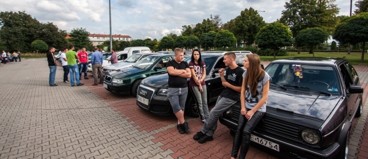 Motoryzacyjna końcówka wakacji – zobacz imprezy