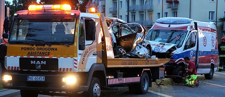 Kto jest winny spowodowania wypadku na Armii Krajowej? Prokuratura czeka na opinię