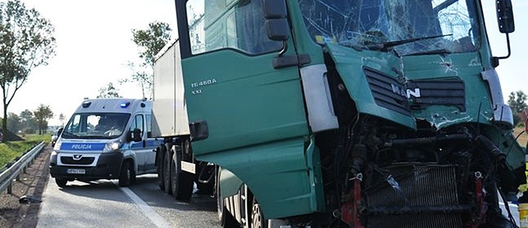 Zderzenie dwóch TIRów na krajowej siódemce
