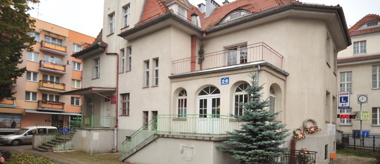 Wynajęty przez Grupę Referendalną lokal mieści się w budynku przy ul. Czerwonego Krzyża 2 