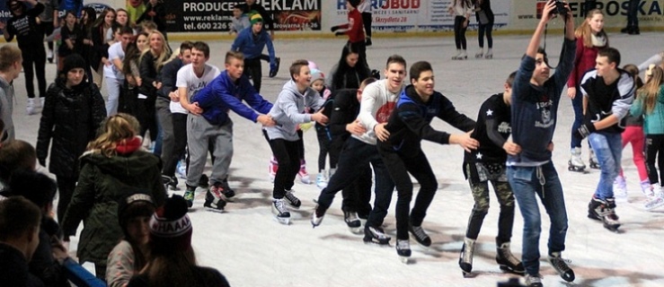 W niedzielę na lodowisku rusza Ice Party