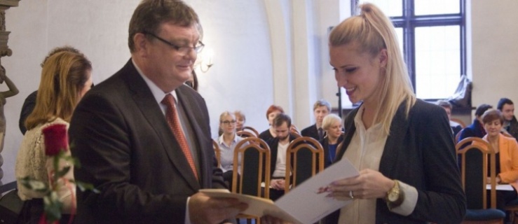 Dzień Pracownika Socjalnego. Trudna i źle opłacana praca?