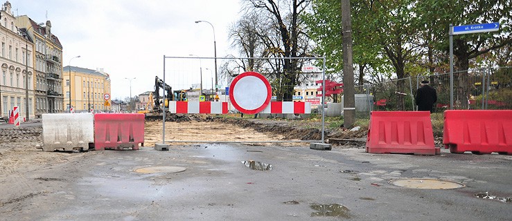 Wlot Pocztowej w Krótką zamknięty. Chmurna już przejezdna