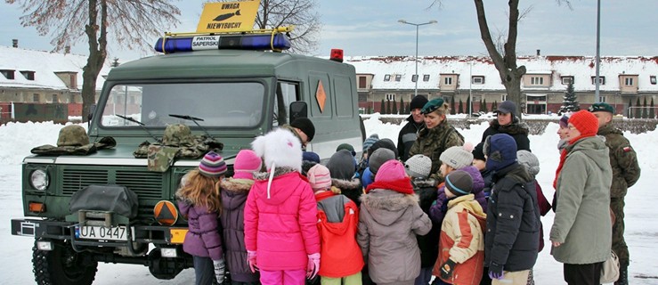 Było mroźno, ale się udało. Relacja z Dnia Otwartych Koszar