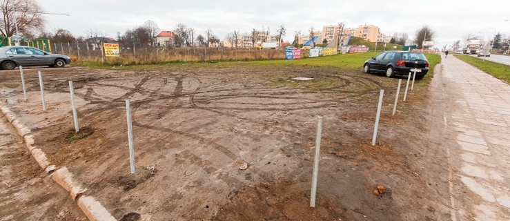 Koniec „dzikiego” parkowania przed Szpitalem Wojewódzkim