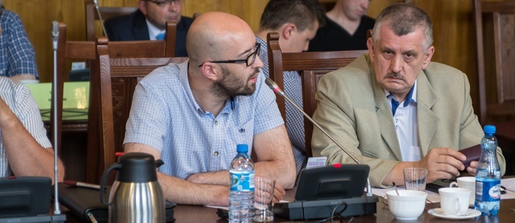 Paweł Fedorczyk, przewodniczący nowej komisji (po lewej)