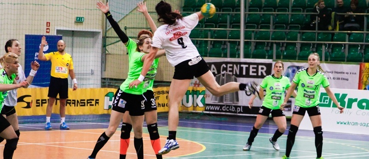 Start zdał (Mlino)test śpiewająco - zdjęcia z meczu