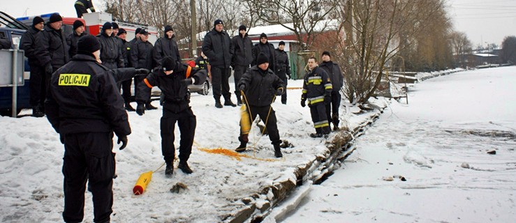 Wspólne ćwiczenia policjantów i strażaków pomogą jeszcze skuteczniej ratować ludzi 
