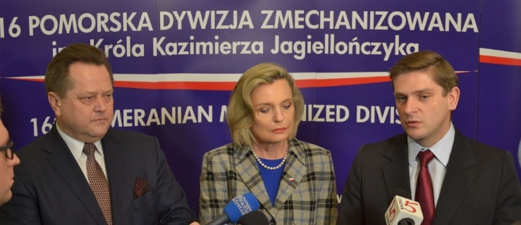 Wizyta Sekretarza Stanu w MON w 16 PDZ